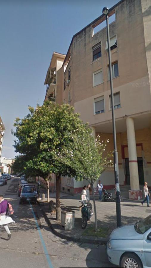 Voglia Di Napoli Bed & Breakfast Bagian luar foto