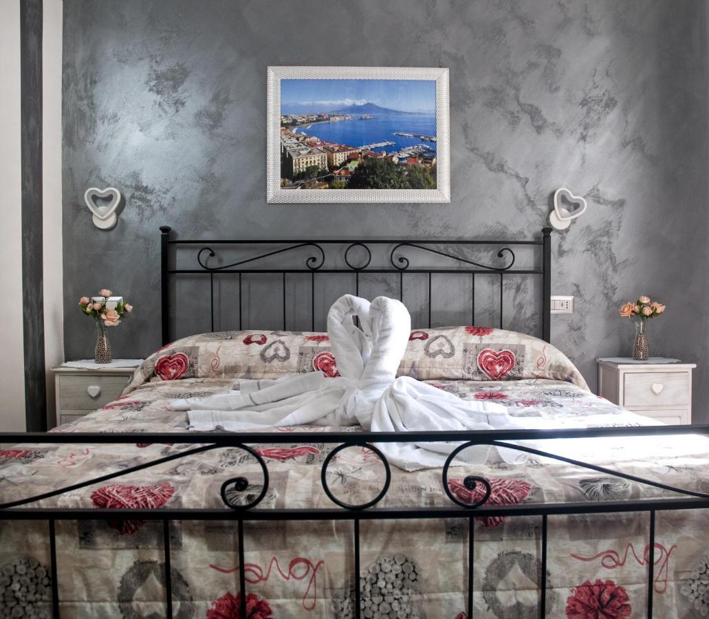 Voglia Di Napoli Bed & Breakfast Bagian luar foto